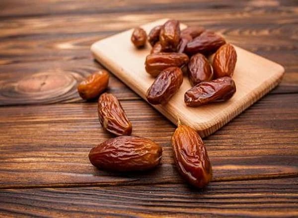 تصویر 1 از قیمت خرما پیارم طلایی با کیفیت ارزان + خرید عمده